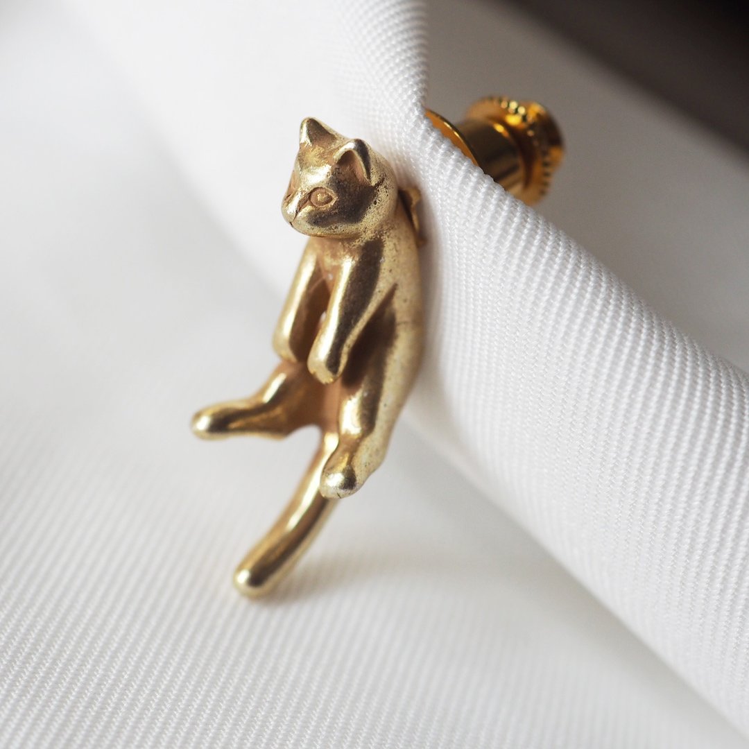 猫咪造型别针 古董金 Guri - 胸针 - 铜/黄铜 金色