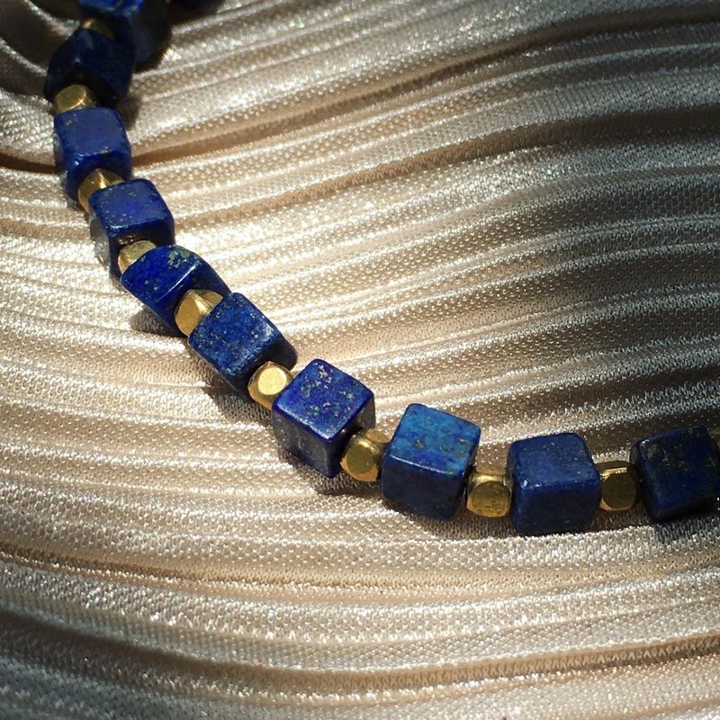 【Lost and find】香港老店 2Ways 青金石 磁石 手链 颈链 - 项链 - 宝石 蓝色