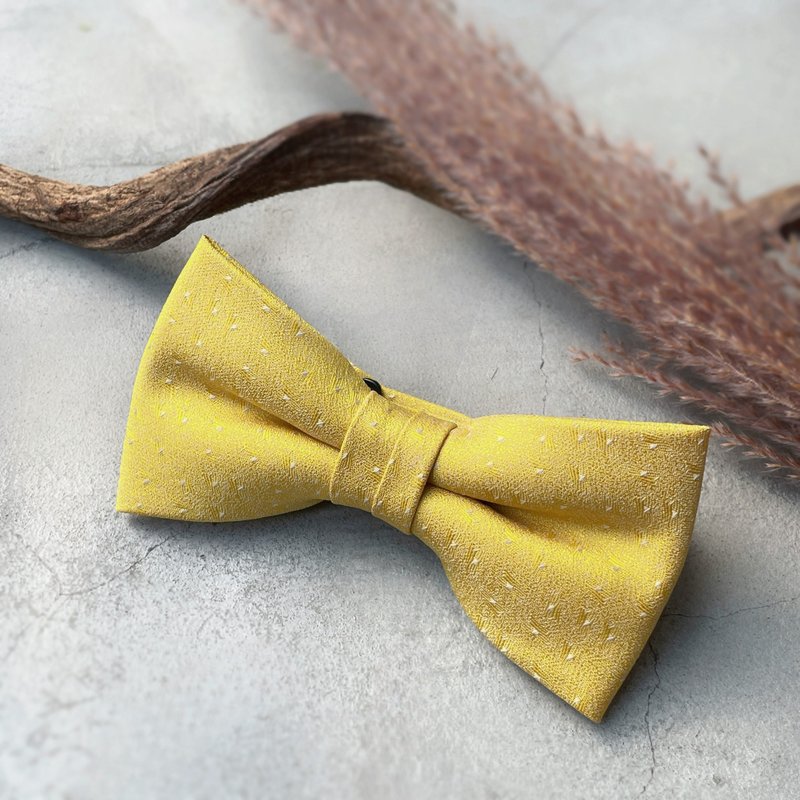 小白点亮黄领结 -亮黄活泼  干净俏皮 - 领结/领巾 - 其他人造纤维 黄色