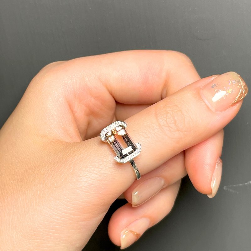 The Bracket - 天然迷雾玫粉红渐变双色碧玺(2.97ct) 18k白金钻戒 - 戒指 - 贵金属 银色