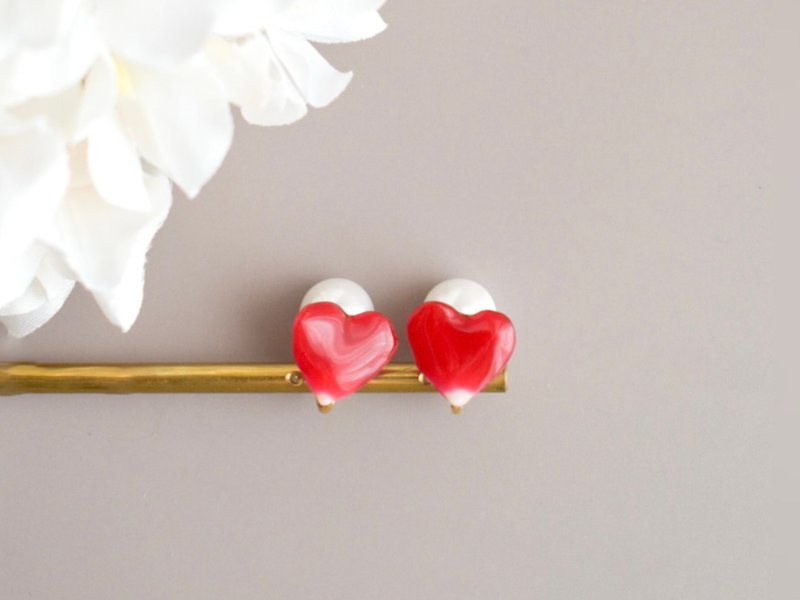 真玫瑰心形耳环 - 耳环/耳夹 - 其他材质 红色