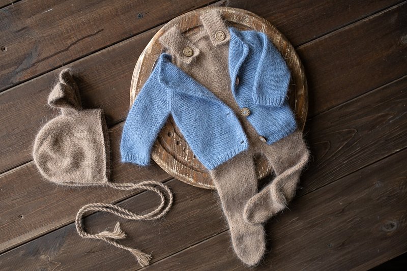 适合新生儿男孩的新生儿连身衣套装：小男孩的完美服装 - 婴儿饰品 - 其他金属 咖啡色