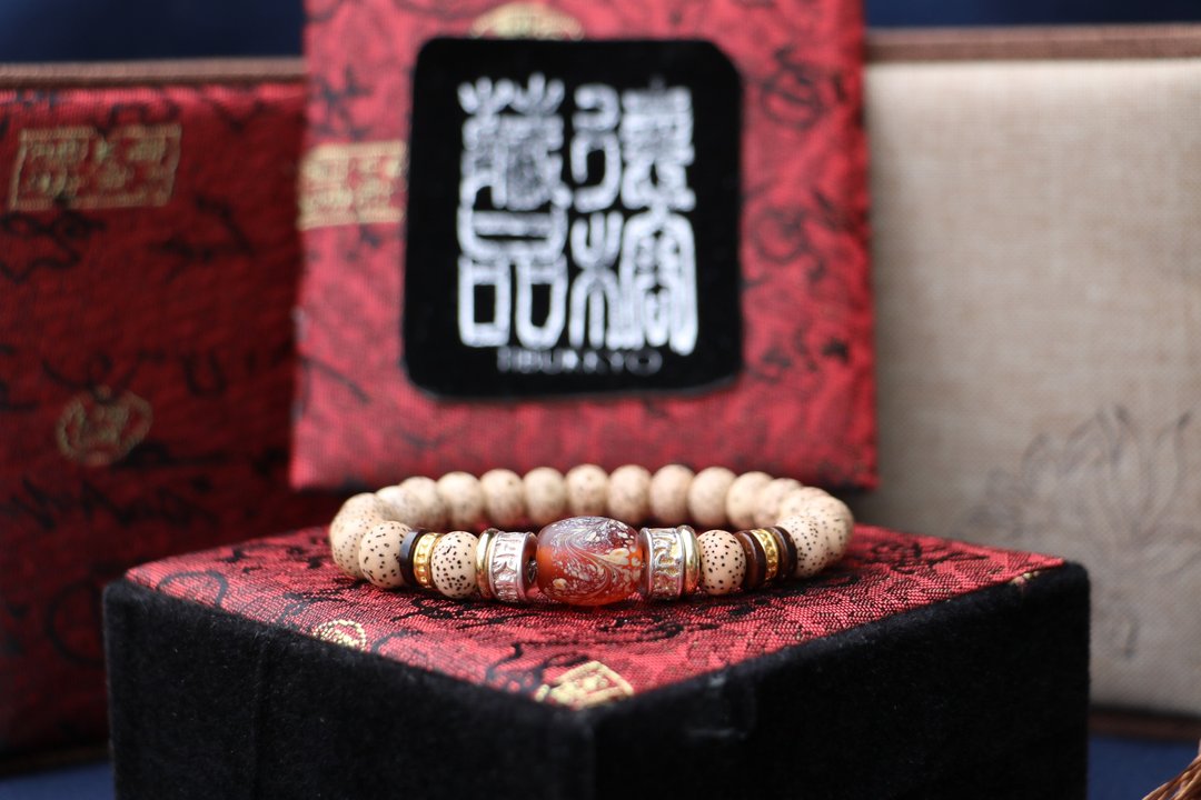 精品星月菩提子手链 8x6mm苹果圆 定制化串珠设计 佛珠饰品手环 - 手链/手环 - 植物．花 