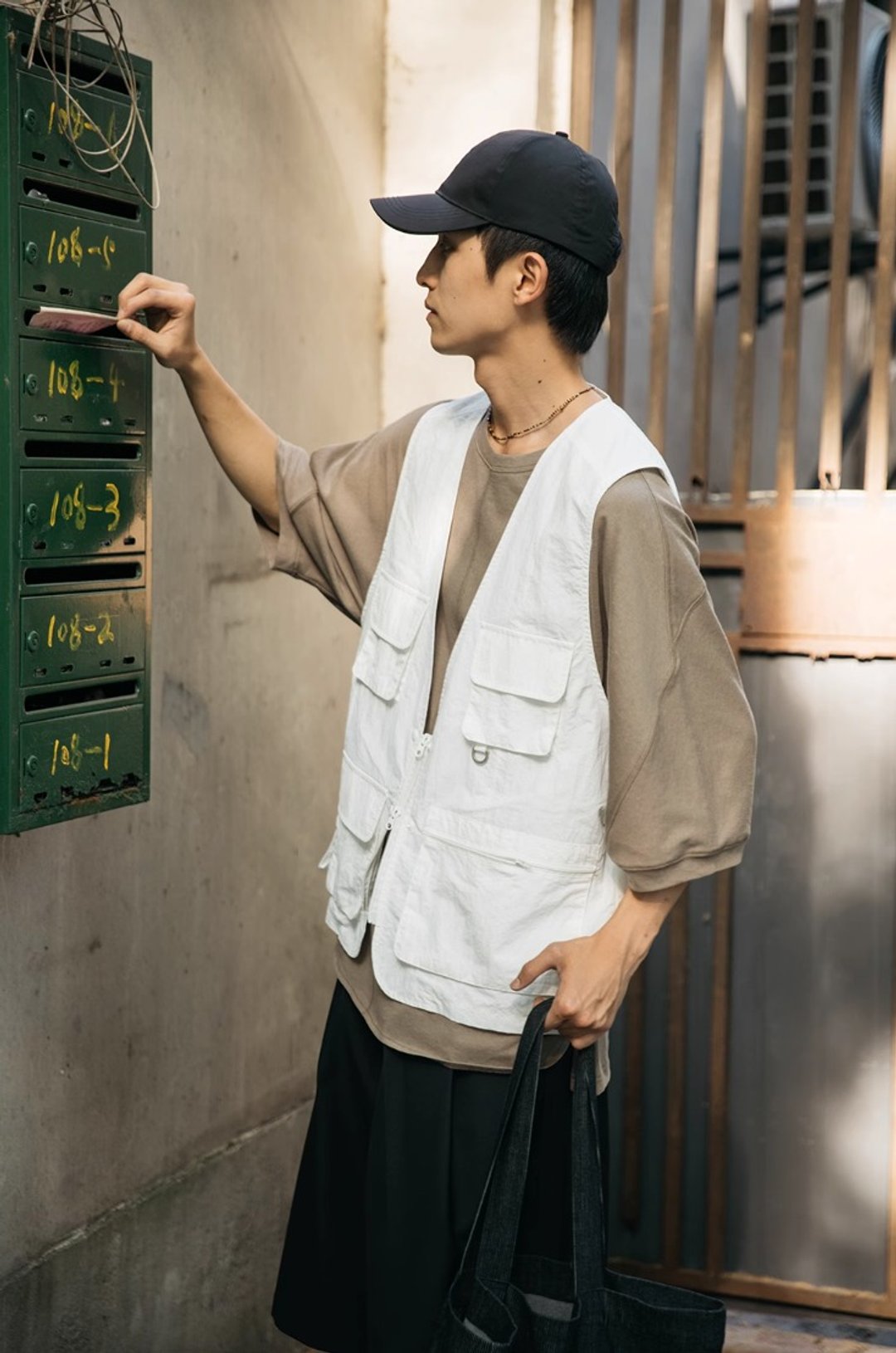 日系复古 一件夏天的工装背心 - 男装背心 - 其他材质 白色