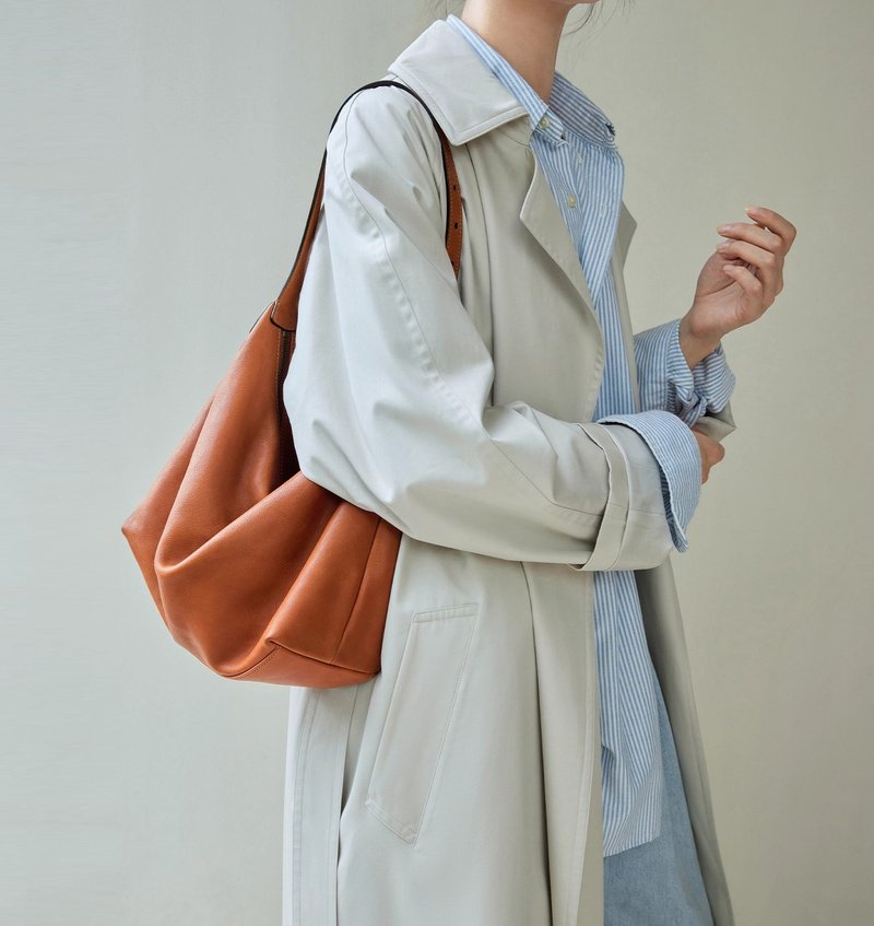 东方曲线美 × 植鞣皮革 2WAY 经典 Hobo 包 附延长背带 棕色 - 手提包/手提袋 - 真皮 橘色