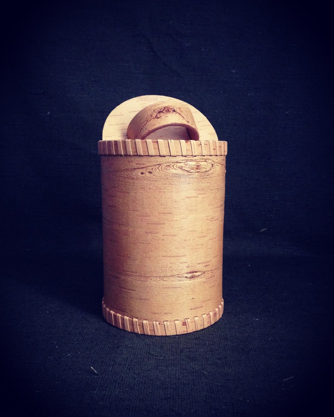 Big birch bark box, birch bark canister, tea box - 调味罐/酱料瓶 - 木头 