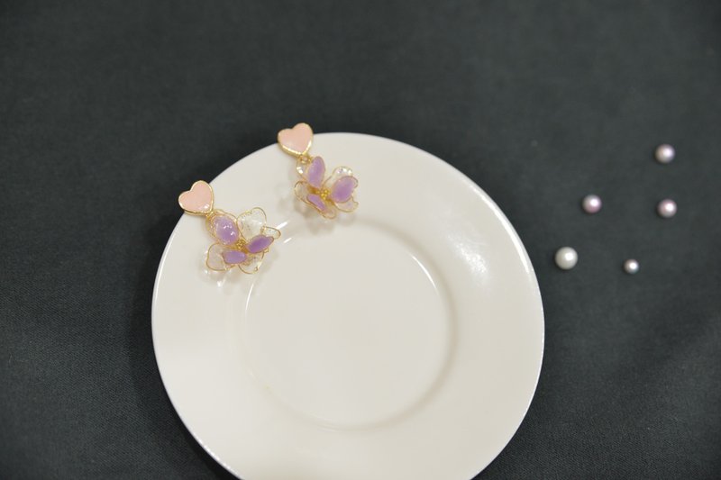Sandra's 纯粹~ 心花 树脂 耳环 - 耳环/耳夹 - 树脂 