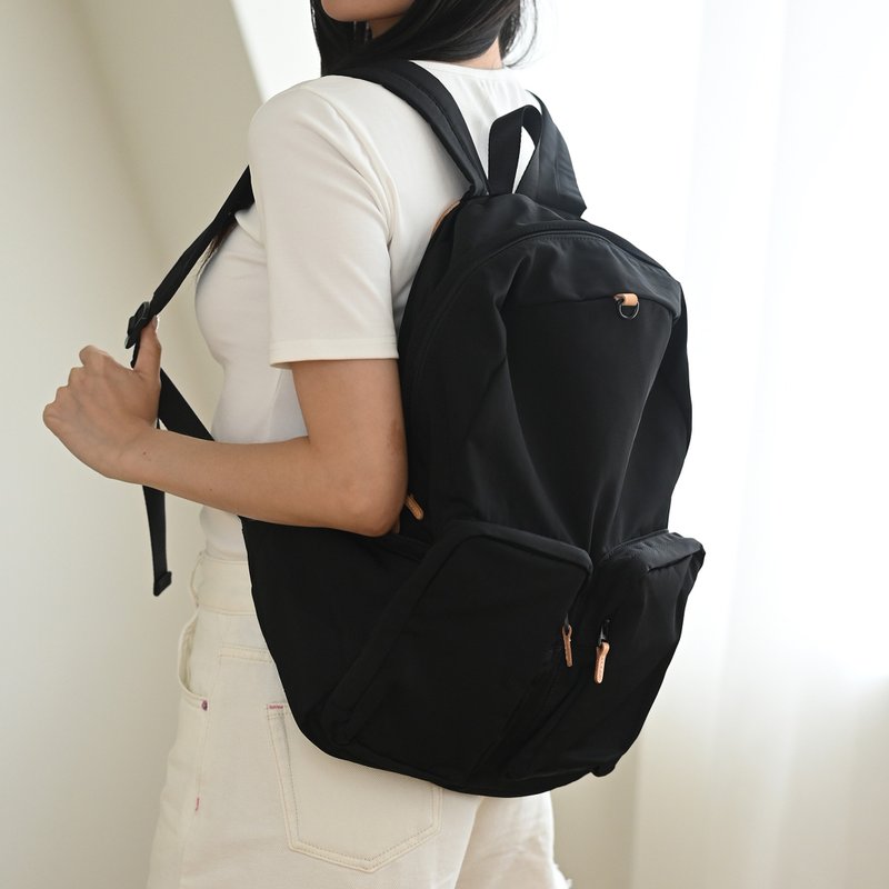 黄皮块-防水布后背包-黑色 - 后背包/双肩包 - 真皮 黑色