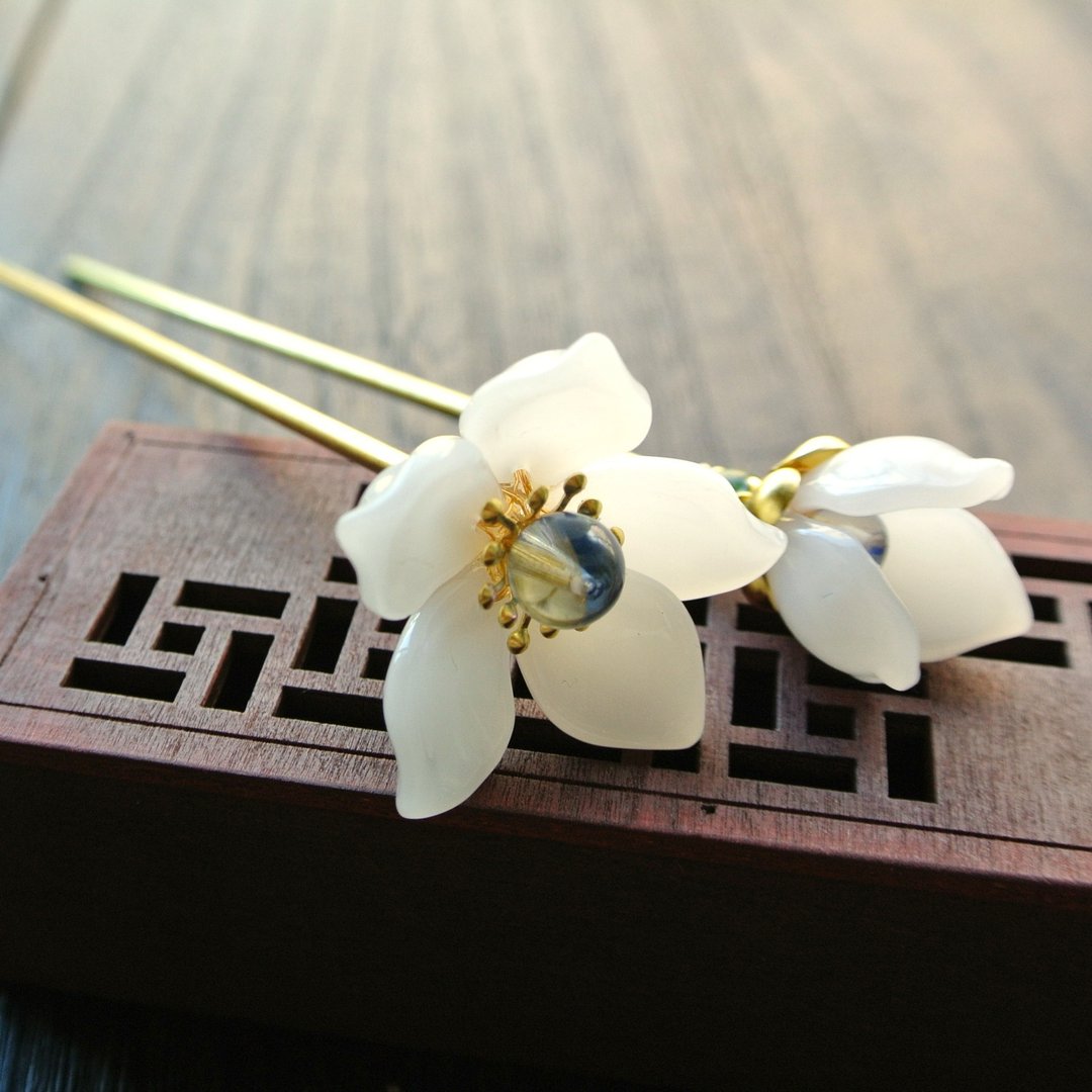 【墨徽阁】含苞。花开发簪(白色款)-共13色 - 发饰 - 铜/黄铜 白色
