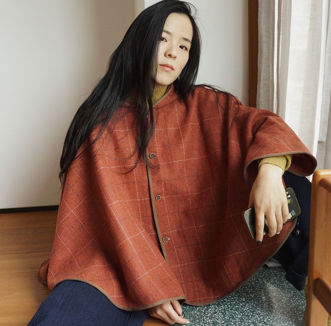羊毛呢料 橘色格子 親子款披風 連帽 圍巾披肩冬季保暖 - 女装休闲/机能外套 - 羊毛 橘色