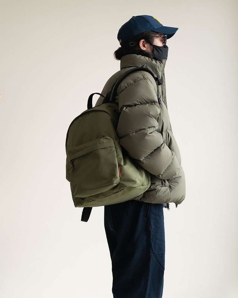 轻舟系列 原创设计感双肩包独立16寸电脑仓大容量通勤包旅行包 - 后背包/双肩包 - 尼龙 绿色