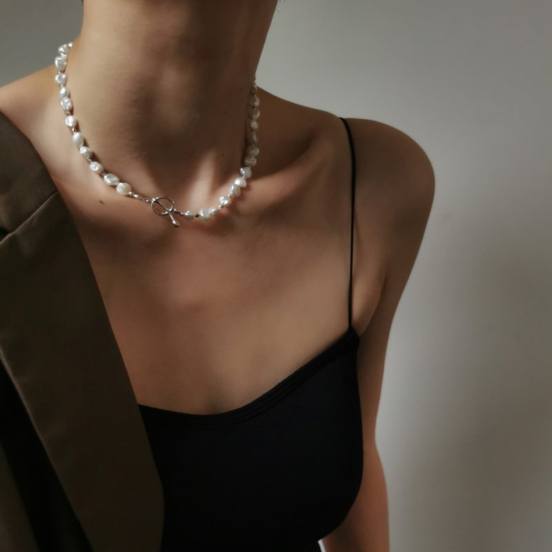 巴洛克珍珠|  925纯银  碎银子 大颗巴洛克珍珠ot扣项链 重工 - 项链 - 珍珠 银色