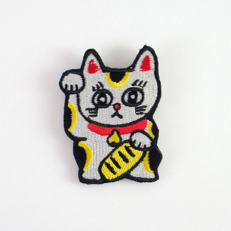 刺绣别针 / 招财猫 - 胸针 - 绣线 白色