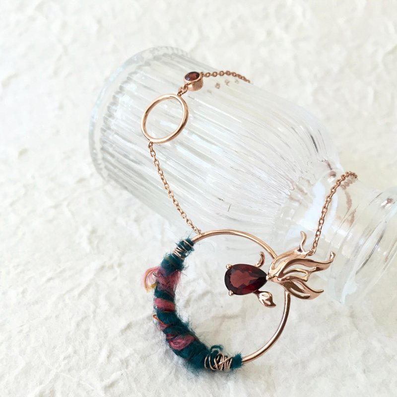 联成限定 - 鱼儿 - 红石榴石 纱丽线纯银电18K玫瑰颈链 - 项链 - 宝石 红色