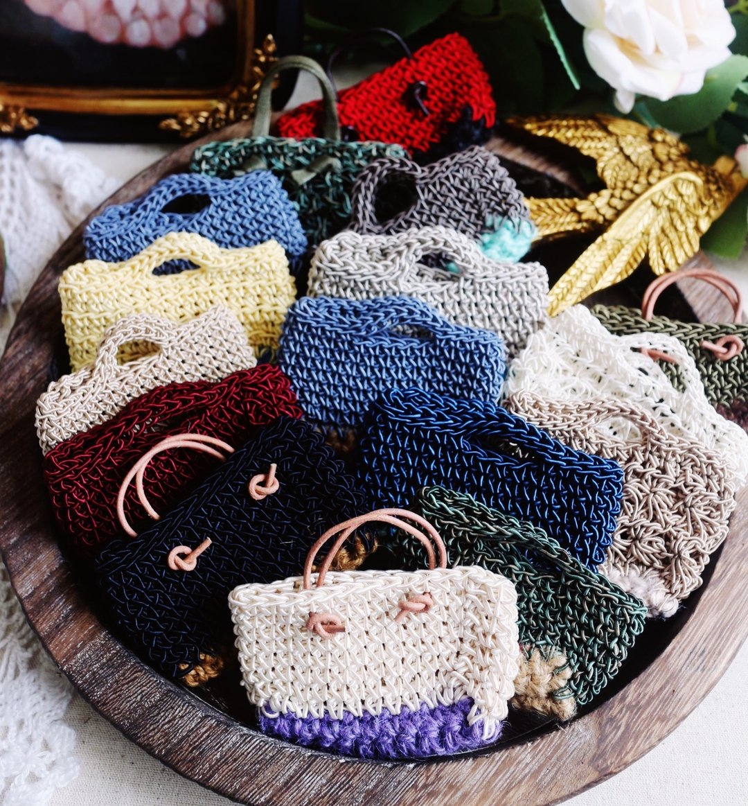 【加购】Handmade手工编织吊饰小包包/真皮挂绳/只限加购不单售 - 吊饰 - 其他材质 多色