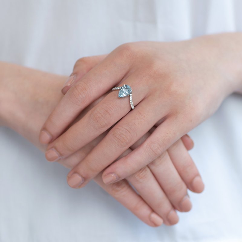 天然海蓝宝石钻石18K戒指 - 戒指 - 宝石 蓝色