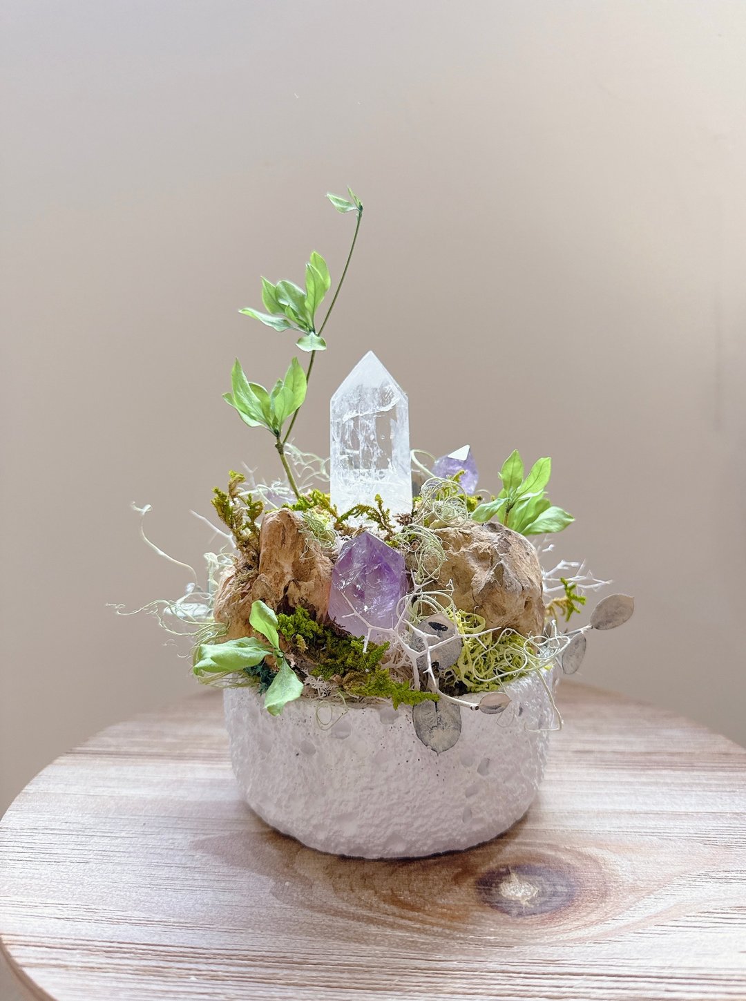 静直之光 I 白水晶柱 紫水晶 森林微景 永生植栽 - 植栽/盆栽 - 水晶 白色