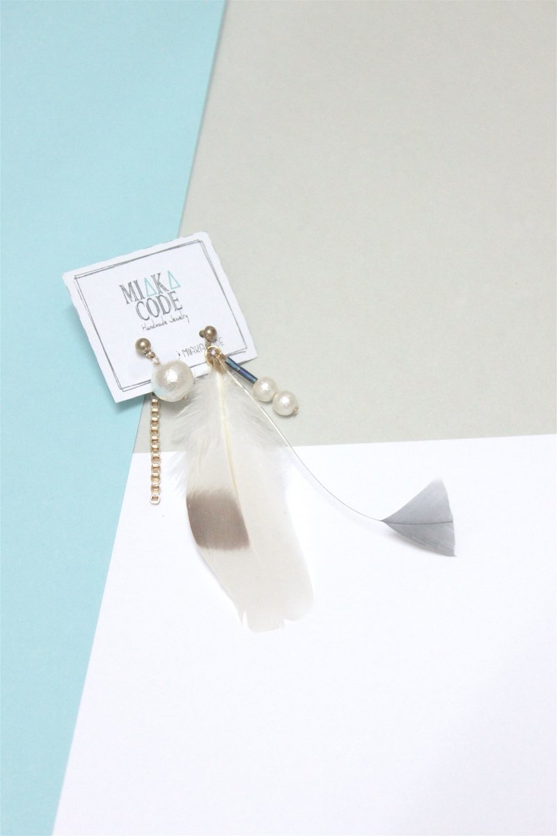 棉棉珠 羽毛耳环 耳针/夹耳式 灰蓝色 - 耳环/耳夹 - 其他材质 蓝色