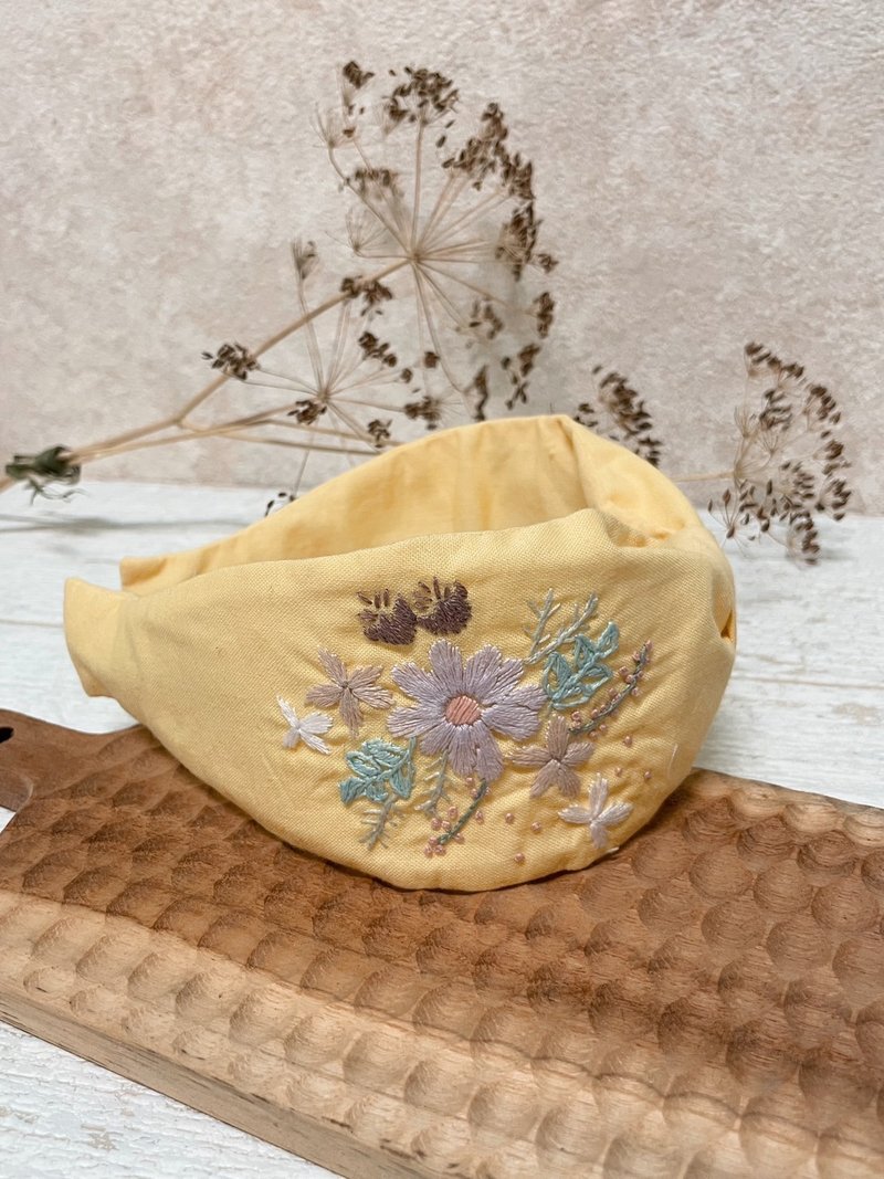 刺绣发箍-波斯菊(宽黄) - 发饰 - 棉．麻 多色