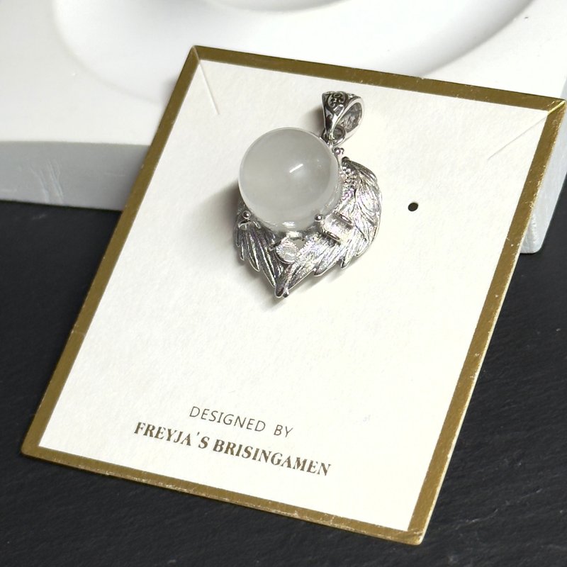 白兔毛天使翅膀吊坠 - 吊饰 - 水晶 白色