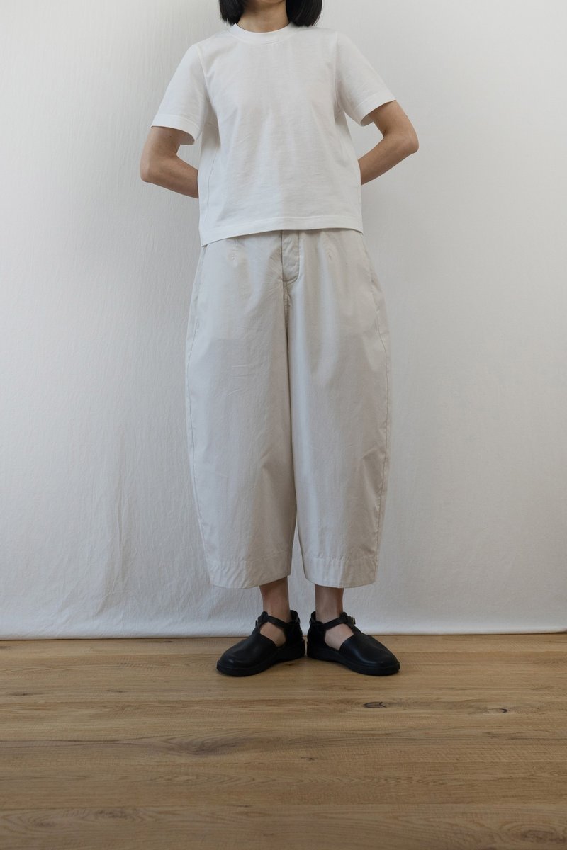 松紧腰复古暗门襟碎褶气球裤 象牙白 春夏秋 - 女装长裤 - 棉．麻 白色