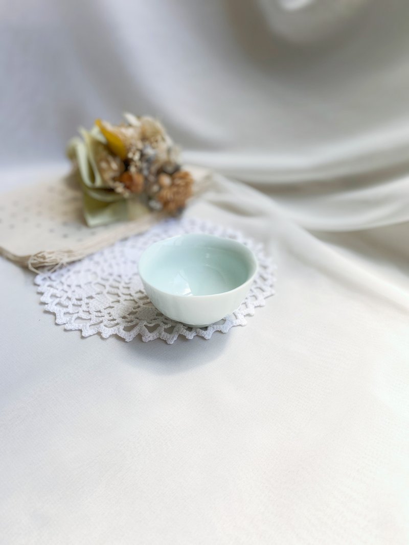 【好日恋物】日本带回日本制酒井青瓷花边小茶杯 - 茶具/茶杯 - 陶 多色
