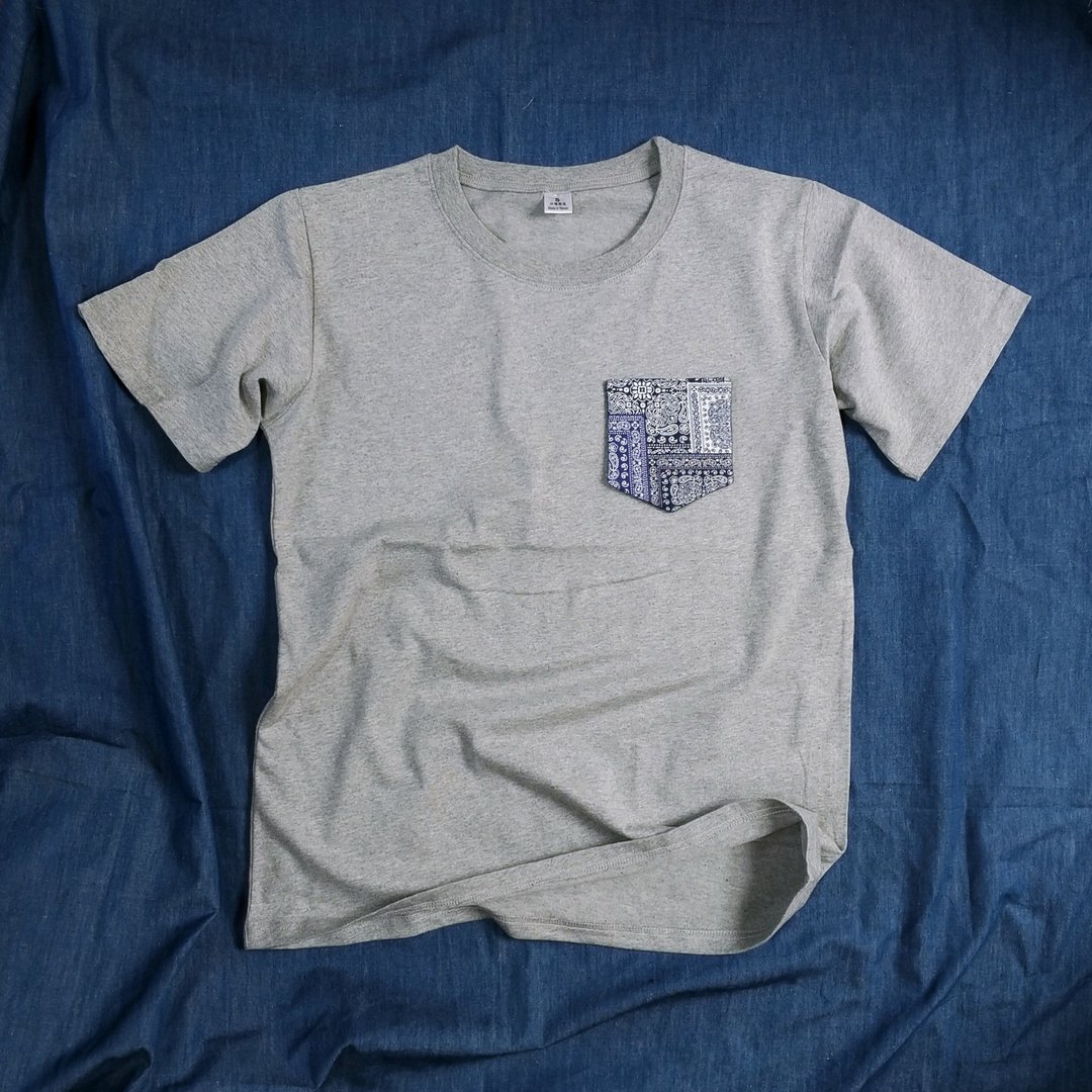小牛村 男女 纯棉短袖 T-shirt T恤 变形虫【古藤腰果花/灰】 - 中性连帽卫衣/T 恤 - 棉 灰色