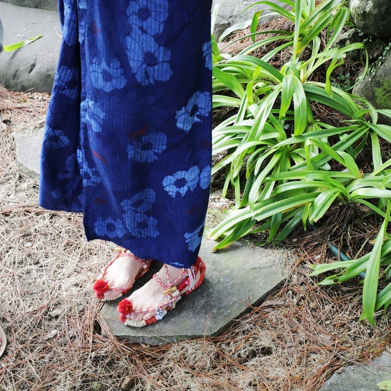 红鞋女孩 / 琼麻手工布草履_草凉鞋手工鞋 | 无现货需定制 - 男女凉鞋 - 棉．麻 红色