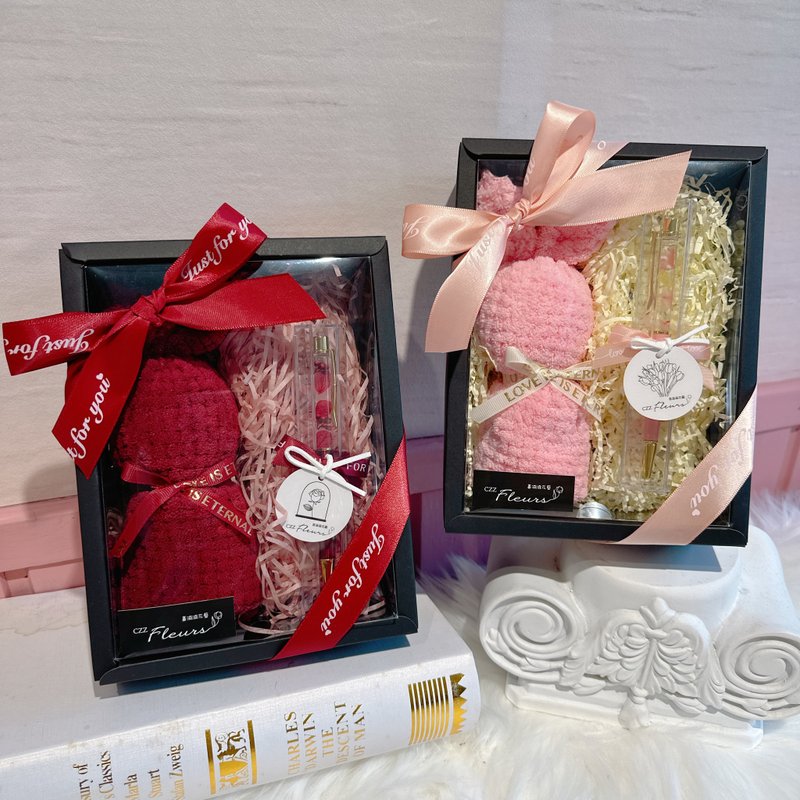 喜滋滋花艺 永生浮游花笔+小兔造型毛巾 礼盒 (永生花 交换礼物 - 毛巾浴巾 - 植物．花 