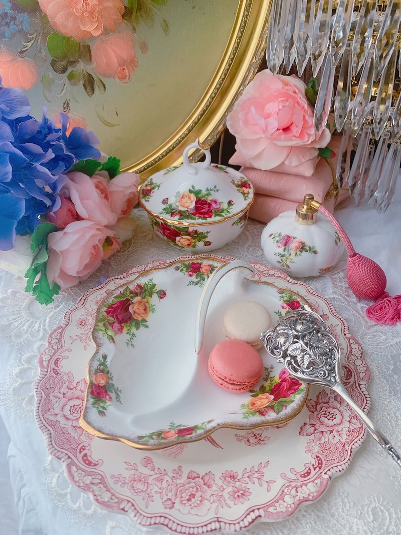 英国骨瓷皇家阿尔巴特Royal Albert 老镇玫瑰饰品碟点心碟水果碟 - 盘子/餐盘/盘架 - 瓷 多色