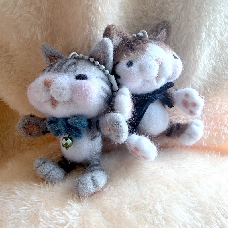 兔包制纯手工羊毛毡花猫挂饰钥匙圈 - 钥匙链/钥匙包 - 羊毛 多色