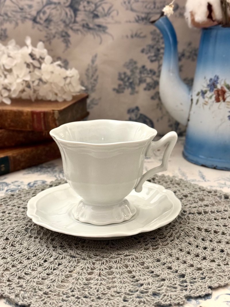 40330-魅力法国古董LIMOGES 纯白茶杯与碟 - 茶具/茶杯 - 瓷 