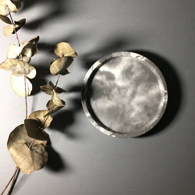 雷暴 - 水泥圆形置物碟.小 - 收纳用品 - 水泥 灰色