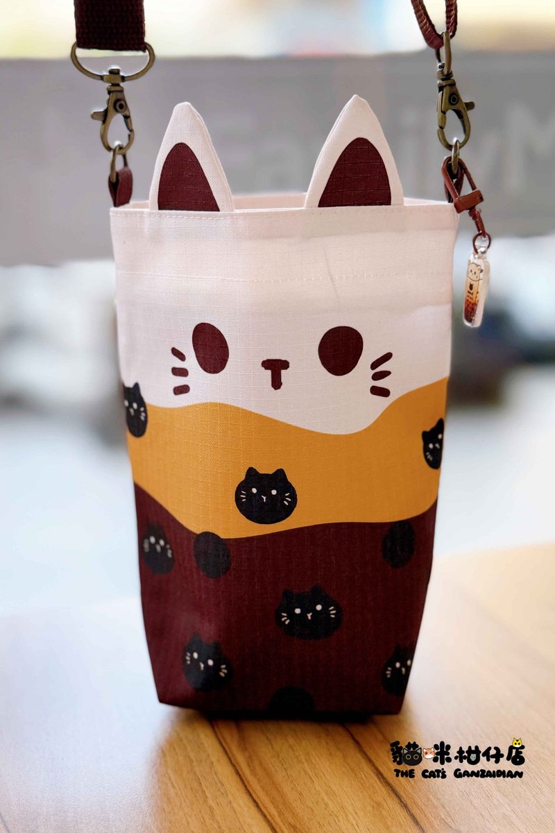 猫咪柑仔店防泼水造型水壶背袋 饮料背袋 珍奶猫咪 黑猫 - 侧背包/斜挎包 - 防水材质 