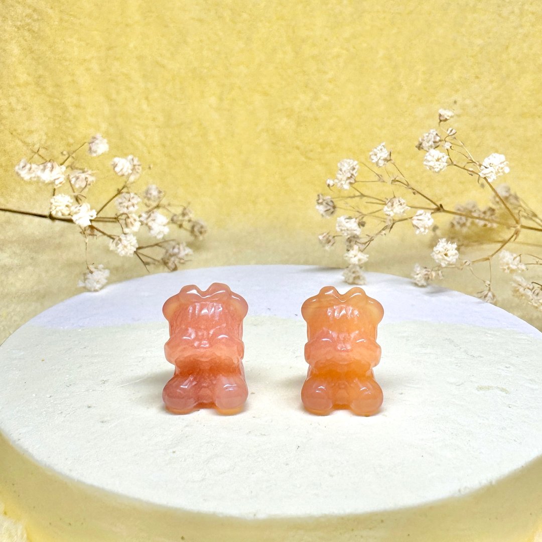 天然盐源玛瑙遮脸害羞小熊项链 可爱造型雕刻矿石饰品 - 项链 - 水晶 橘色