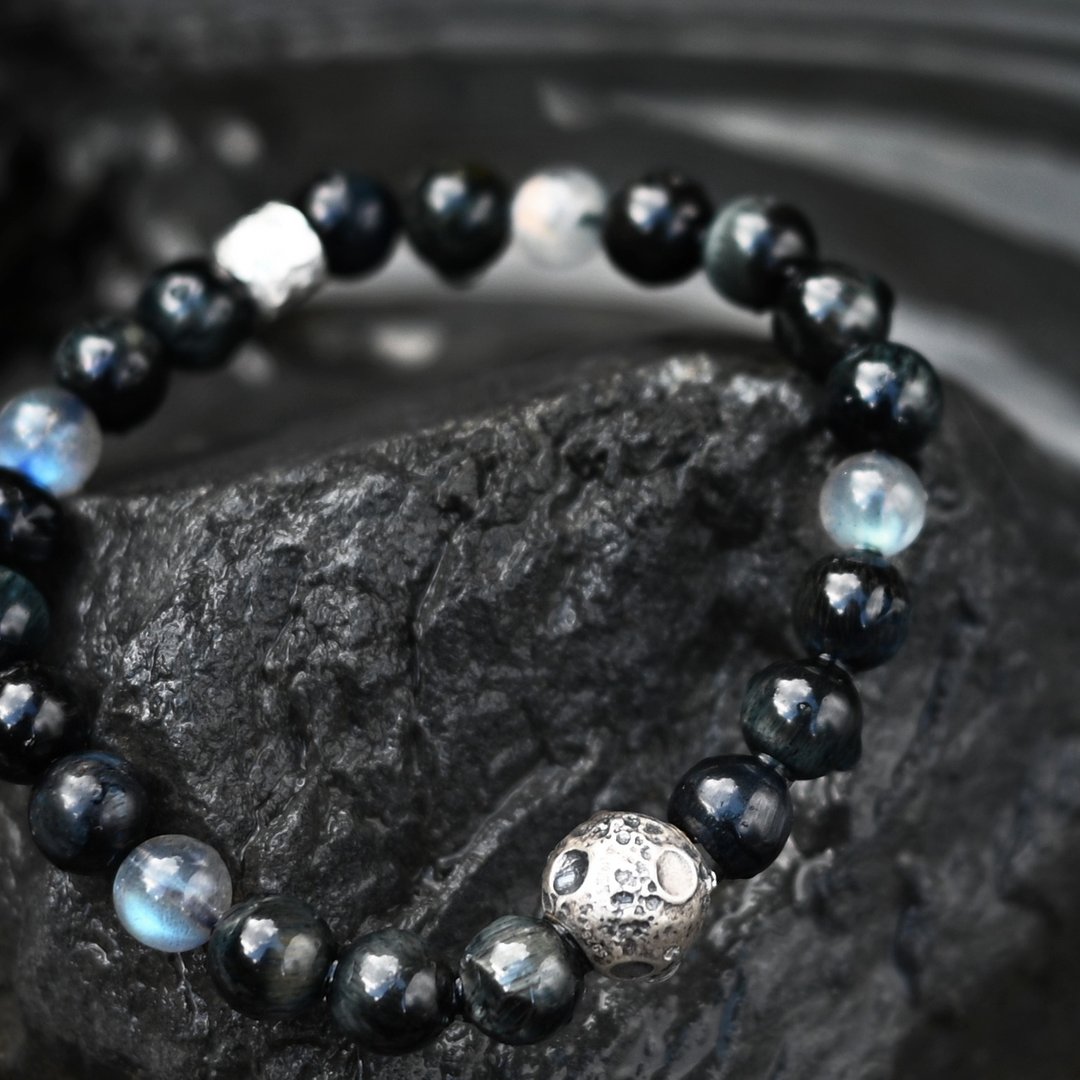 宙zhu 蓝虎眼石 拉长石 天然石925纯银手珠 手链 - 手链/手环 - 宝石 黑色