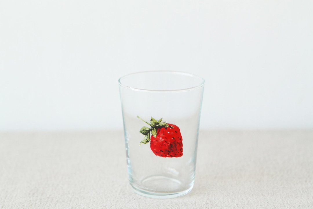 【+t企划】水果玻璃杯-草莓整颗 - 玻璃杯 - 玻璃 透明