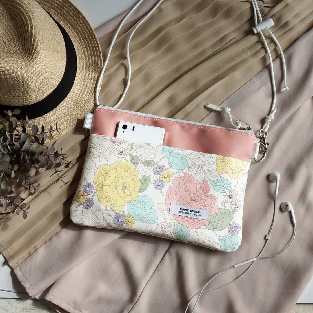 Pastel Flower Sakosh Bag Baby Pink - 侧背包/斜挎包 - 棉 粉红色