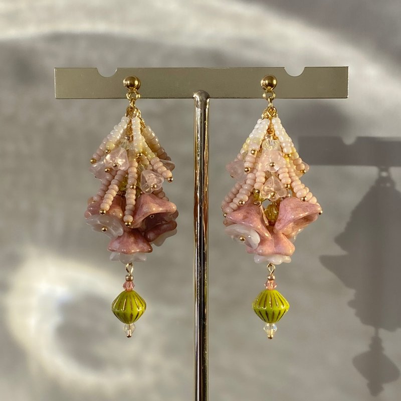 Atelier Pluton实验序号 | PL502 - 耳环/耳夹 - 玻璃 粉红色