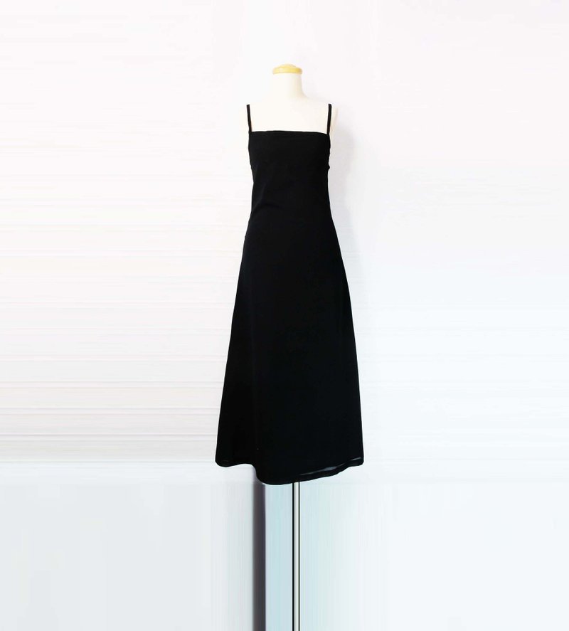 Wahr_极致黑底雪纺背心洋装 - 洋装/连衣裙 - 其他材质 