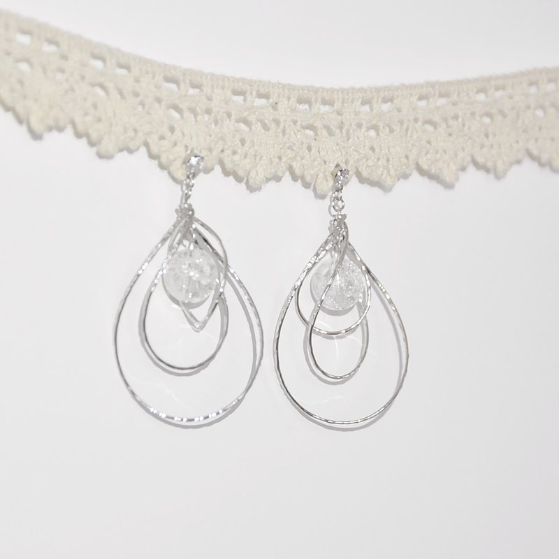 armei 旋转星球 白水晶 耳环  Rotate Planet with Shiny Crystal Earrings - 耳环/耳夹 - 宝石 银色