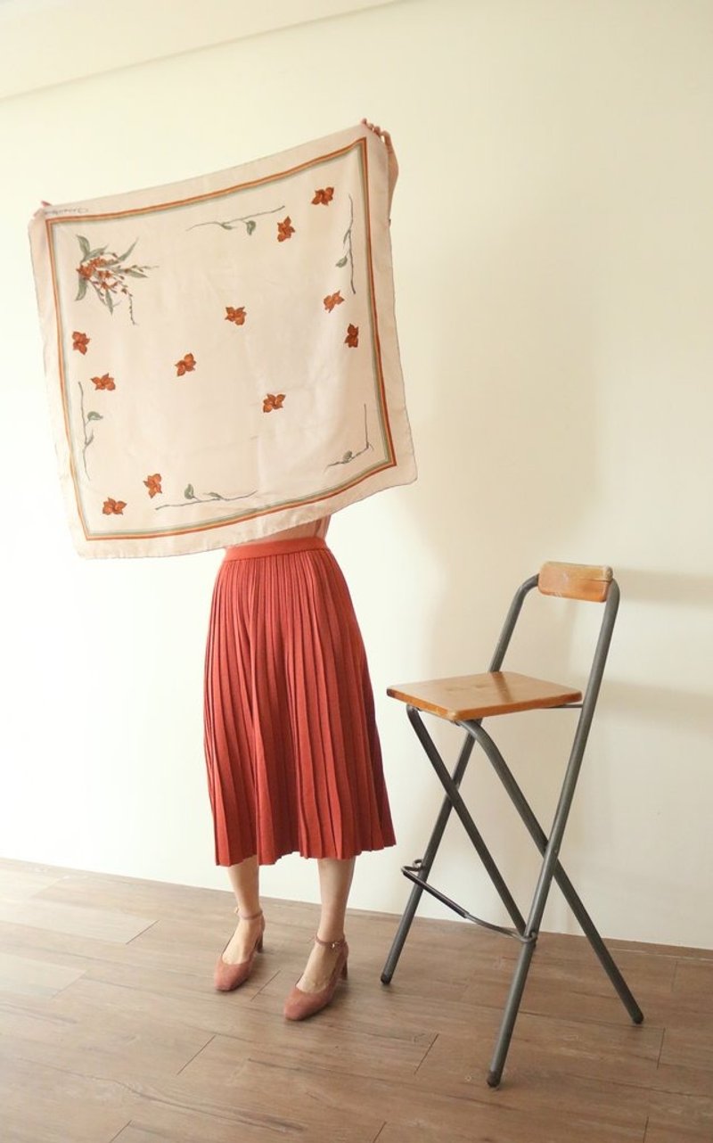 Germantonio Scarf Vintage - 丝巾 - 丝．绢 橘色