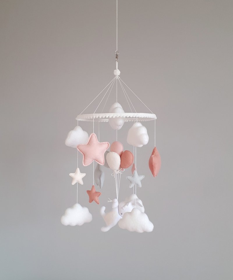 Bunny stars mobile, Hanging decor, Baby girl mobile, Felt rabbit toys - 玩具/玩偶 - 其他材质 粉红色