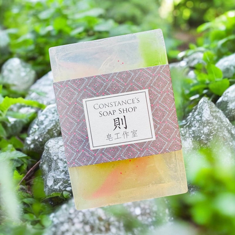 檀香城市香氛皂 - 肥皂/手工皂 - 其他材质 金色