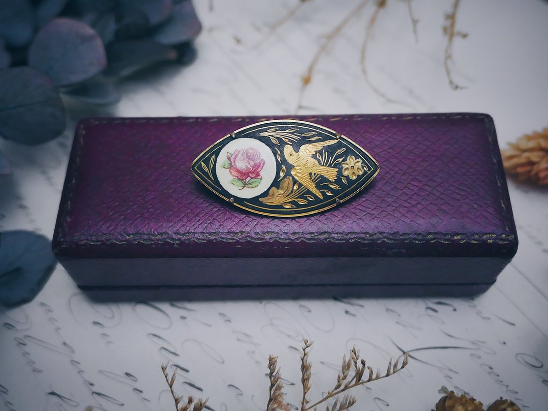 大马士革 玫瑰花鸟胸针－欧洲古董首饰 Vintage Jewelry - 胸针 - 其他金属 