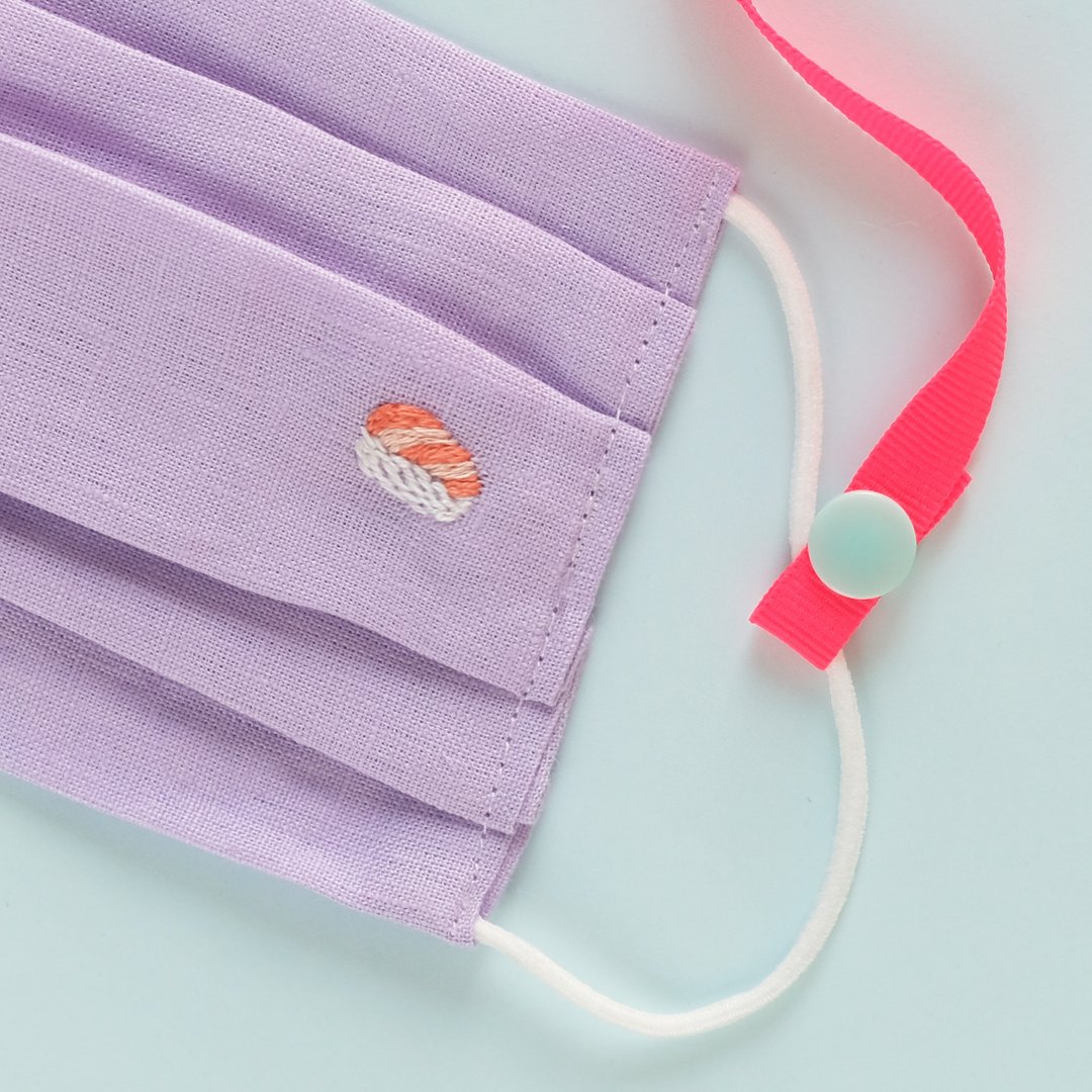 Lilac Linen Mask with Neck Strap - Hand Embroidered Salmon Sushi - 口罩 - 棉 紫色