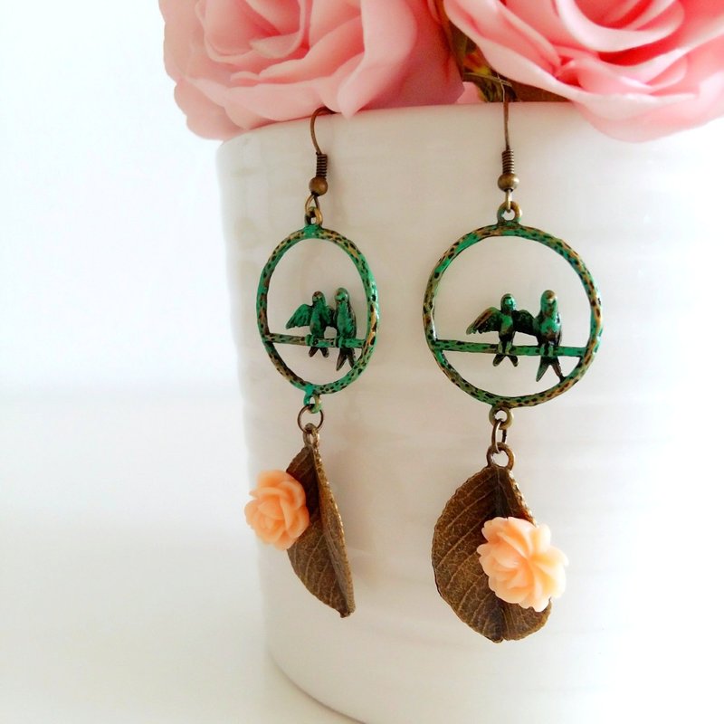 ::浪漫青古铜系列:: 浪漫爱鸟仿复古青古铜耳环 / Rustic Love Birds Antique Bronze Handmade Earrings - 耳环/耳夹 - 其他材质 