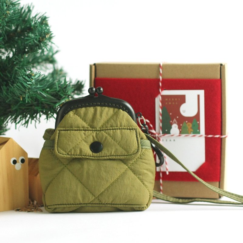 空气感衍缝铺棉塑胶口金迷你斜背包/零钱包/军绿/米白 - 侧背包/斜挎包 - 其他材质 绿色