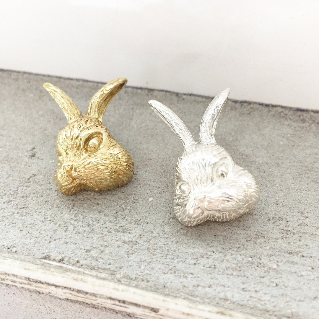 Bunny兔系列 - 兔子纯银黄铜胸别针 - 胸针 - 其他材质 银色