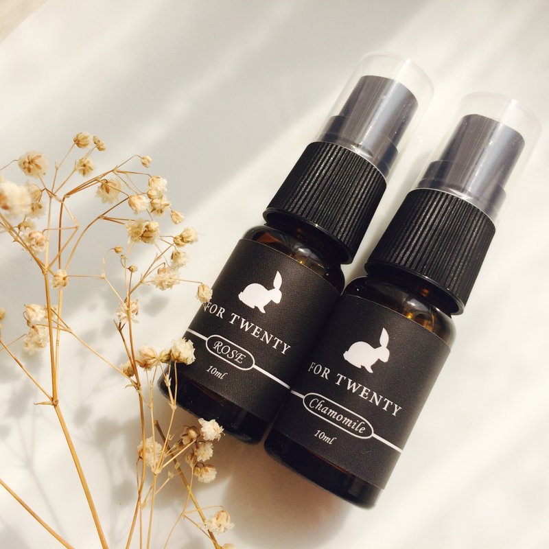 【轻旅行│纯露双件组10ml】喷雾 保湿 敏感 旅行 旅行组 口罩 植 - 旅行套装 - 浓缩/萃取物 咖啡色